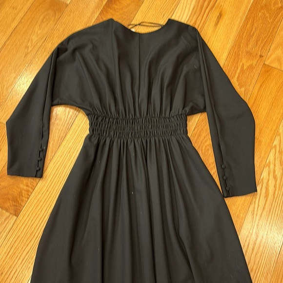 ZARA Midi Dress Elasticized Waist V- Neck - Picture 6 of 10